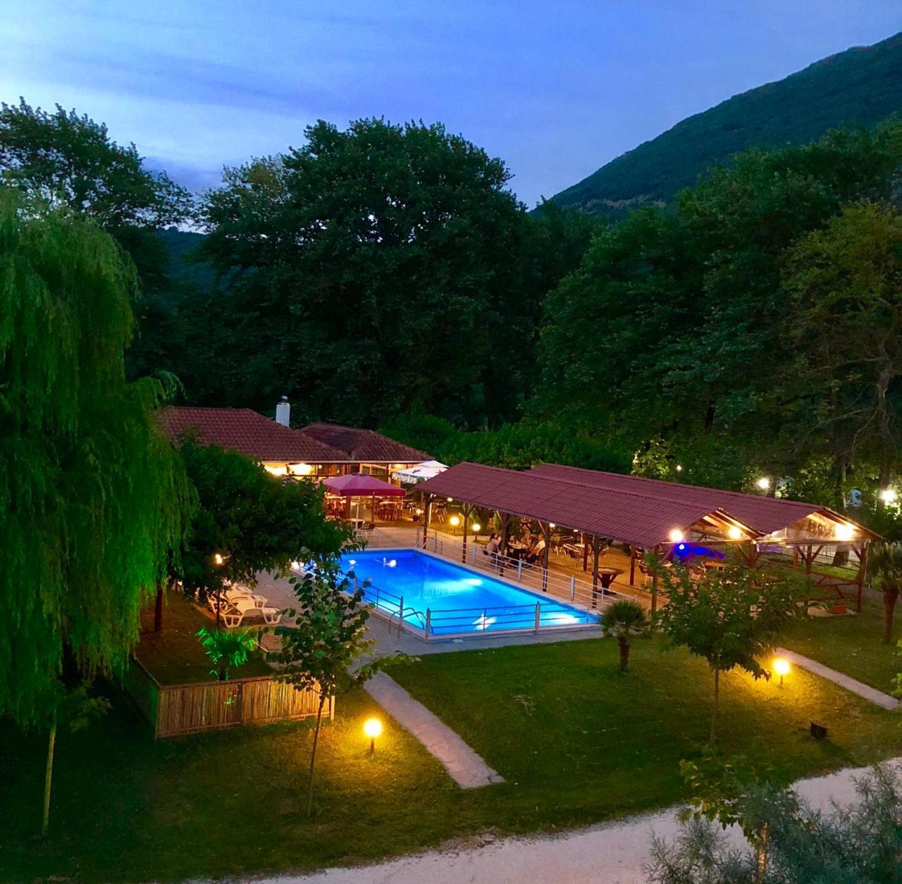 Hotel Dipla Sto Potami Chani Terevou Exteriér fotografie